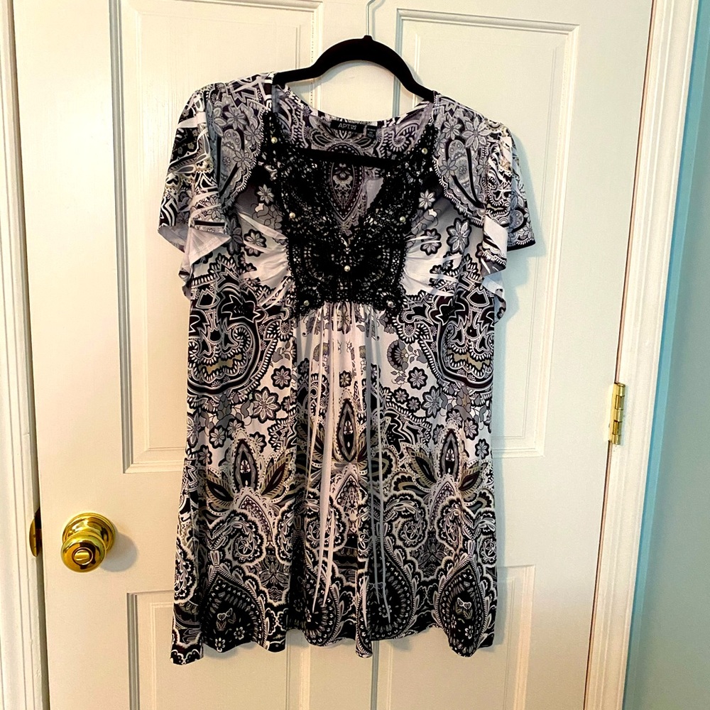 Apt 9 blouse